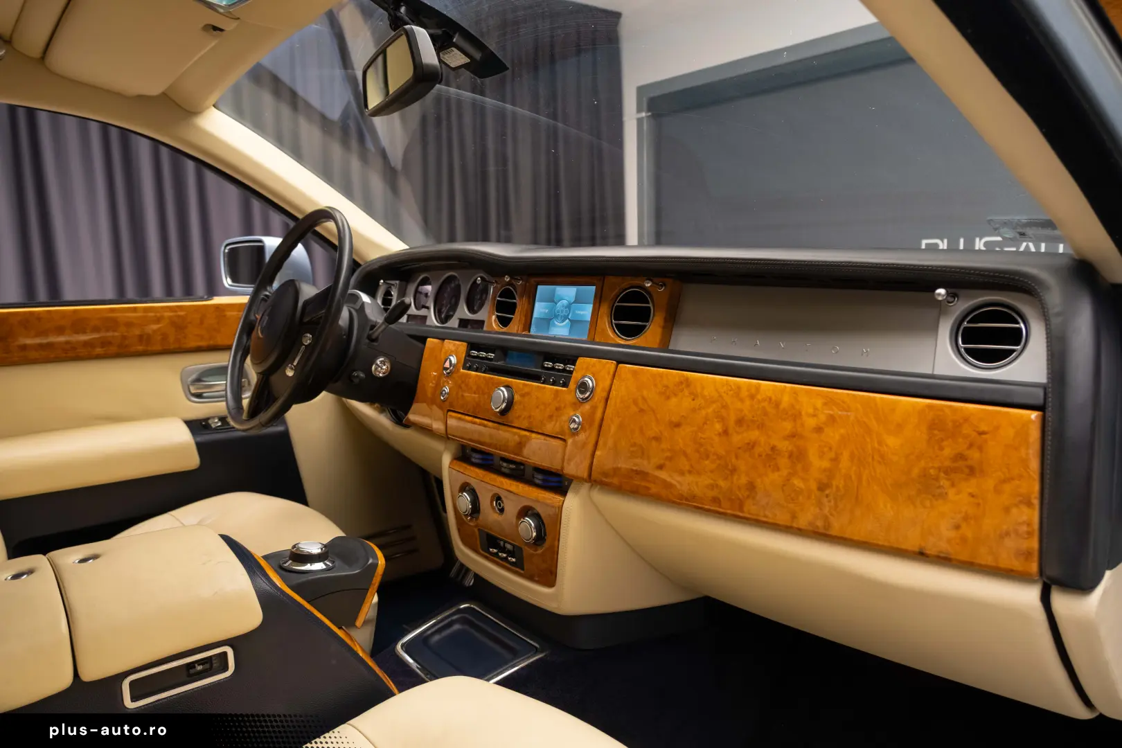 Rolls Royce Phantom