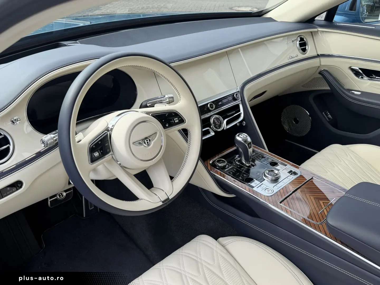BENTLEY Flying Spur Azure Hybrid V8  NAIM RSE