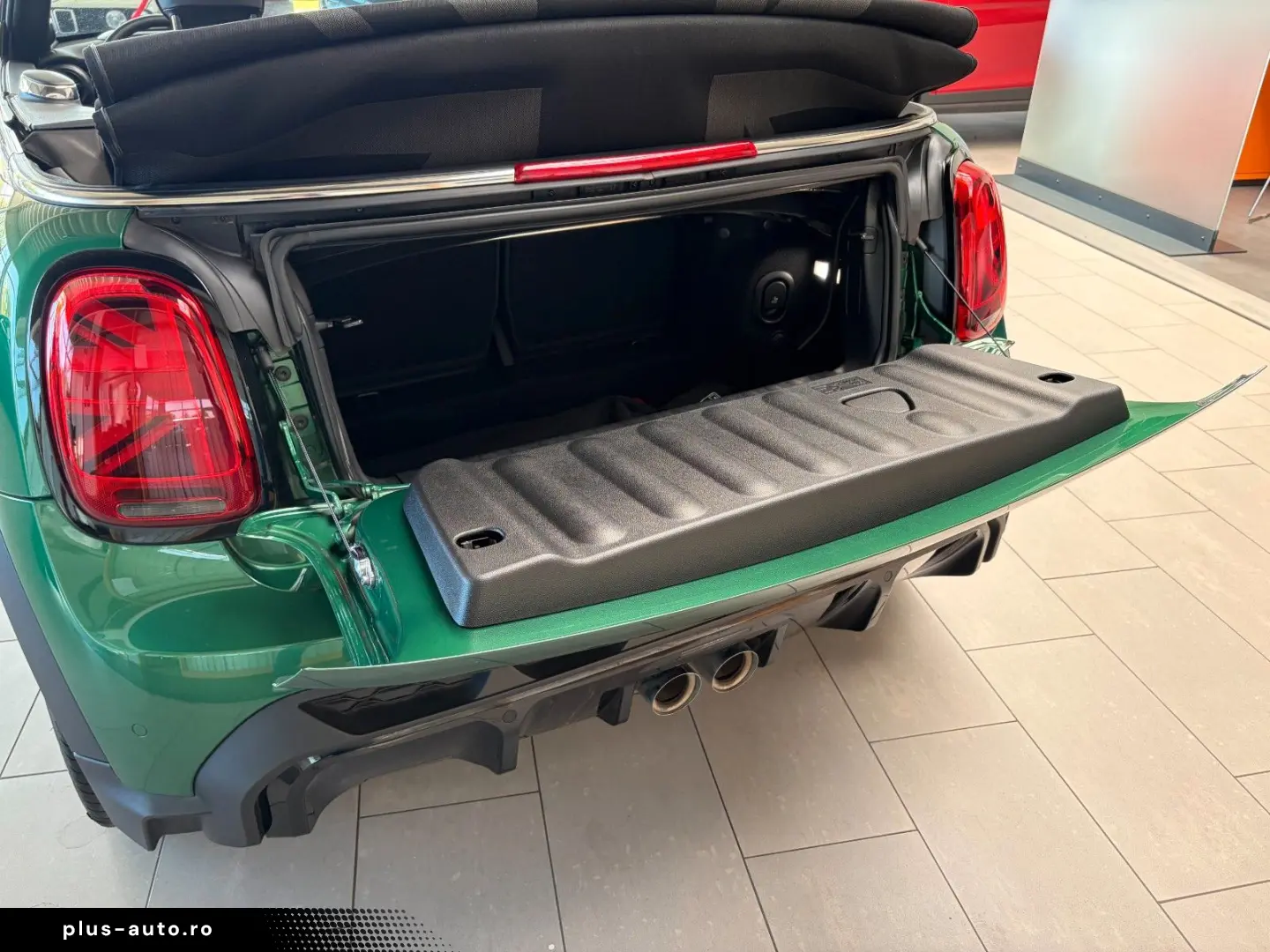 MINI John Cooper Works Cabrio HUD KAMERA H&K DCC LED