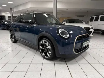 MINI Cooper S Favoured Trim 5-Türer HUD H K LED 360