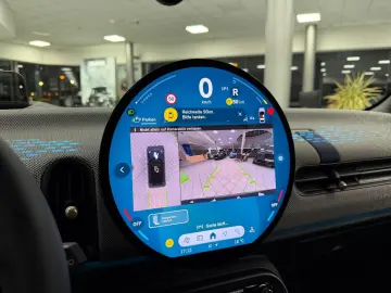 MINI Cooper S Favoured Trim 5-Türer HUD H K LED 360