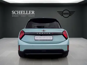 MINI Cooper S Favoured Trim 5-Türer Head-Up DAB LED