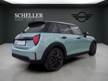 MINI Cooper S Favoured Trim 5-Türer Head-Up DAB LED
