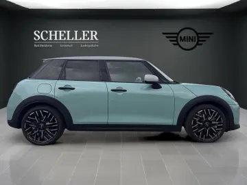 MINI Cooper S Favoured Trim 5-Türer Head-Up DAB LED