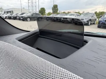 MINI Cooper S Favoured Trim 5-Türer Head-Up DAB LED