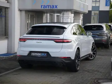 PORSCHE E-Hybrid CoupéPLATINUM-INNO-PANO-HUD-LEDER BEIGE