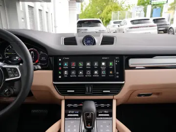 PORSCHE E-Hybrid CoupéPLATINUM-INNO-PANO-HUD-LEDER BEIGE