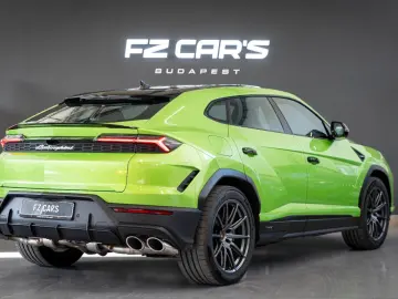 LAMBORGHINI Urus 4.0 V8 PHEV SE