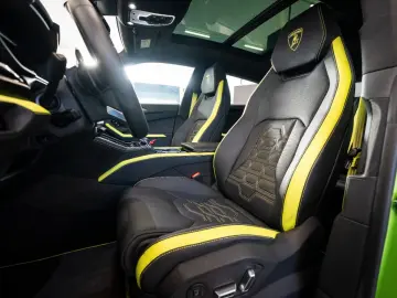 LAMBORGHINI Urus 4.0 V8 PHEV SE