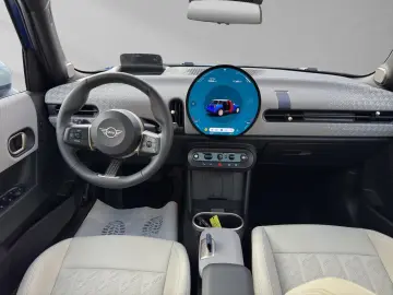 MINI Cooper S 5-Türer Favoured XL 18  Pano 1 99%
