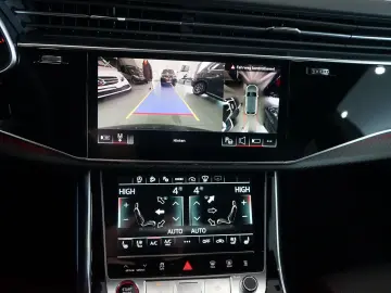 AUDI RSQ8 4.0 TFSI quattro PANO 360 KAMERA TOTWINKEL