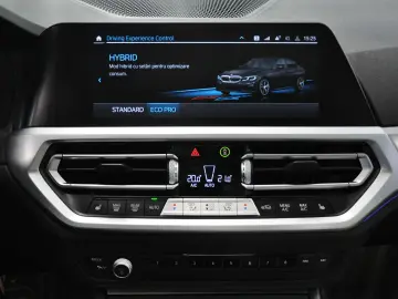 Stoc BMW 330E M pack HeadUp Laser 360gr Camera
