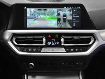 Stoc BMW 330E M pack HeadUp Laser 360gr Camera