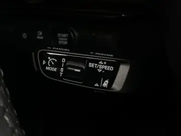 PORSCHE 992 (911) Carrera   Sportabgasanlage   BOSE