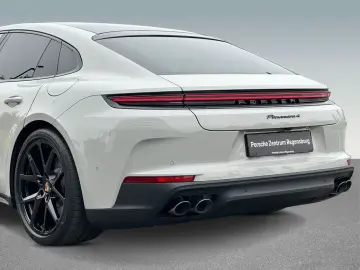 PORSCHE Panamera 4 E-Hybrid BOSE PANO Soft-Close