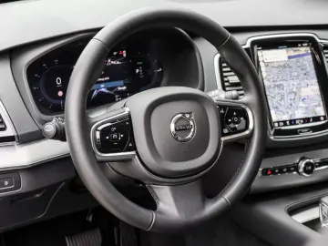 VOLVO XC90 T8 AWD Core NP 87.670 - AHK 20'LMF HK