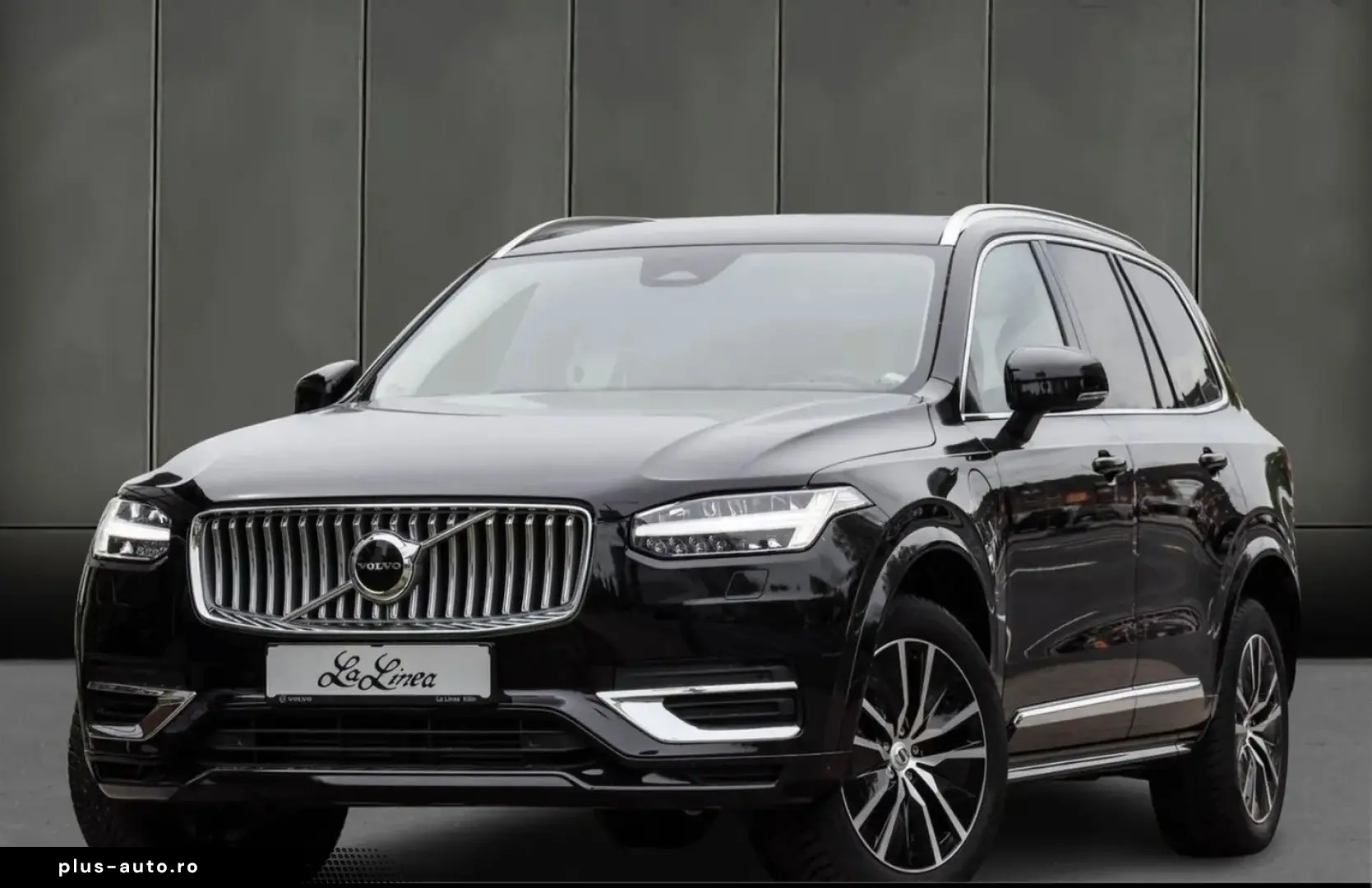 VOLVO XC90 T8 AWD Core NP 87.670 - AHK 20'LMF HK
