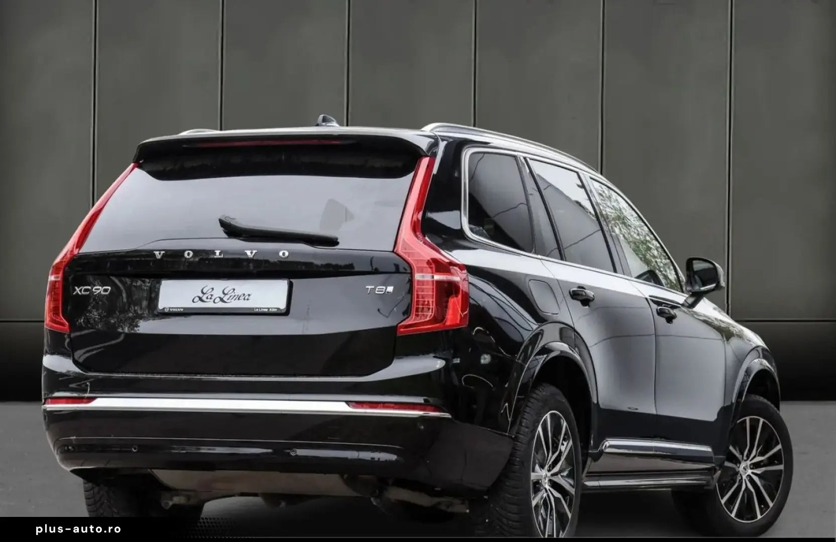 VOLVO XC90 T8 AWD Core NP 87.670 - AHK 20'LMF HK