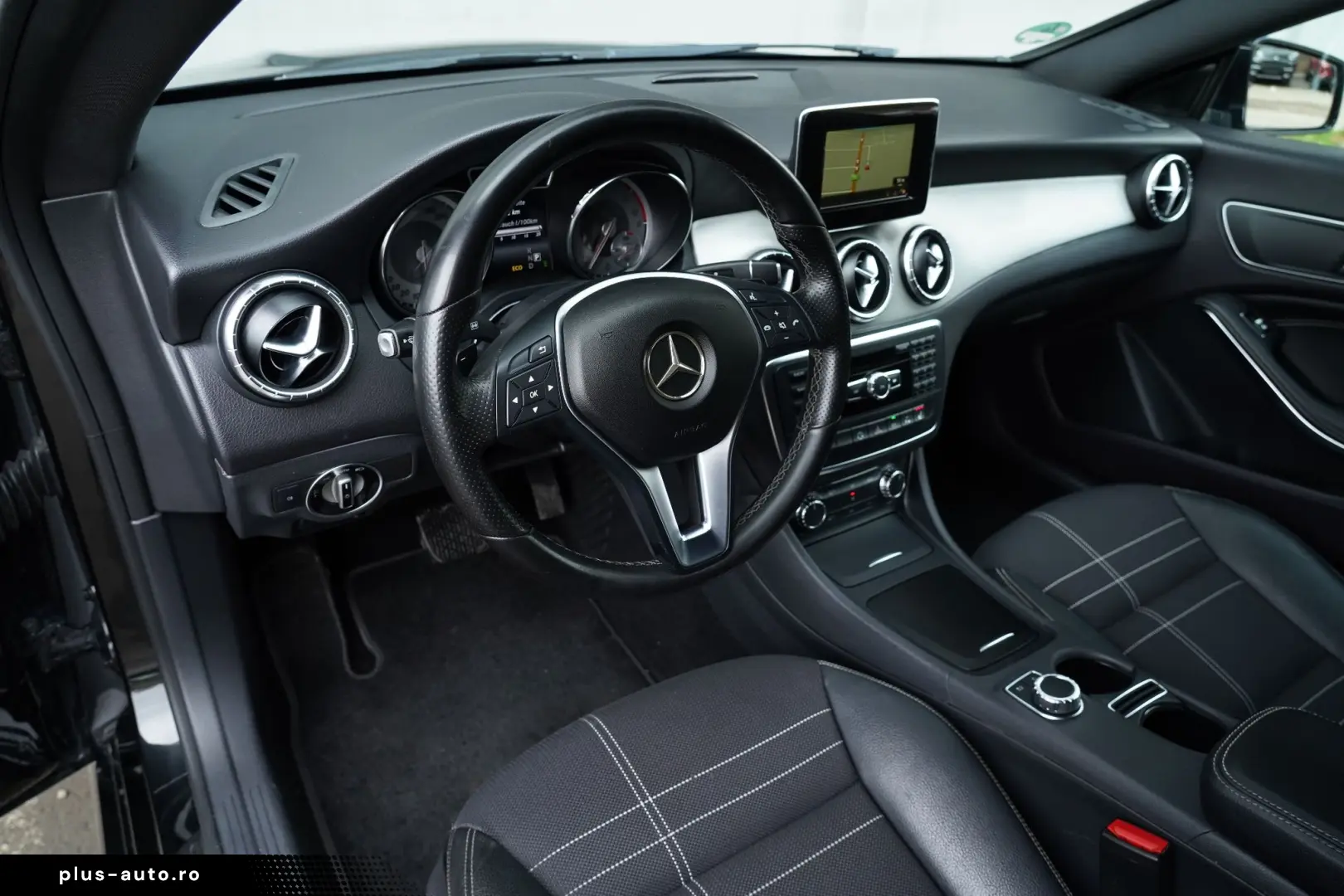 MERCEDES-BENZ CLA 2015 — imagine 9