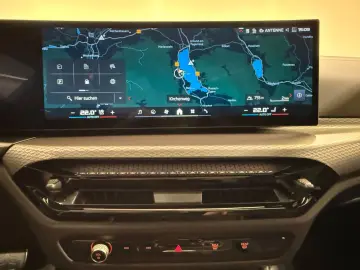 BMW M340d xDrive Touring Pro M-Sitze AHK ACC 360  HK