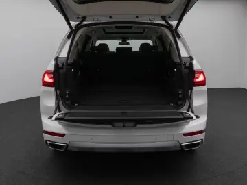 BMW X7 xD40d  Panorama Kamera HUD DAB H K SoftCl AHK