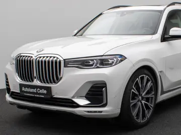 BMW X7 xD40d  Panorama Kamera HUD DAB H K SoftCl AHK