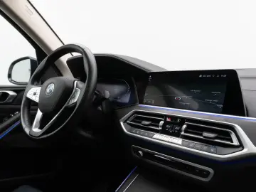 BMW X7 xD40d  Panorama Kamera HUD DAB H K SoftCl AHK
