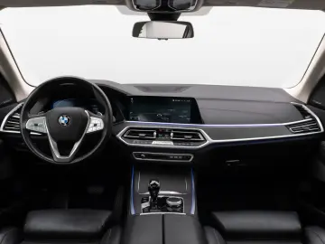 BMW X7 xD40d  Panorama Kamera HUD DAB H K SoftCl AHK