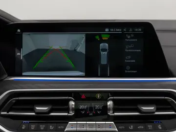 BMW X7 xD40d  Panorama Kamera HUD DAB H K SoftCl AHK