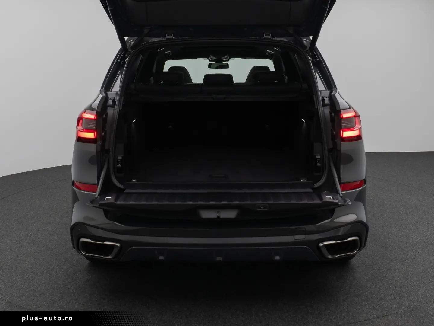 BMW X5 M50i Panorama 360 Laser HUD DAB B&W Massage