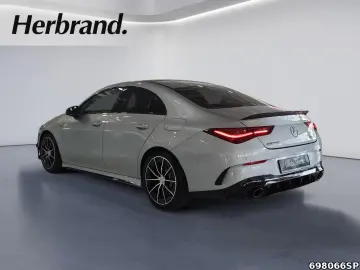 MERCEDES-BENZ CLA 35 AMG 4M Coupé Pano Burmester Aero Kamera