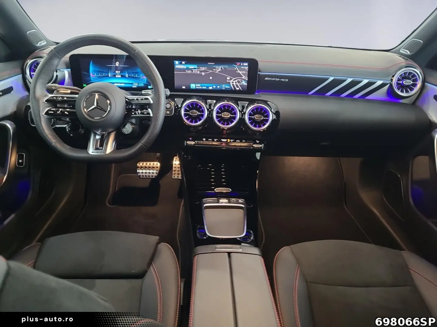 MERCEDES-BENZ CLA 35 AMG 4M Coupé Pano Burmester Aero Kamera