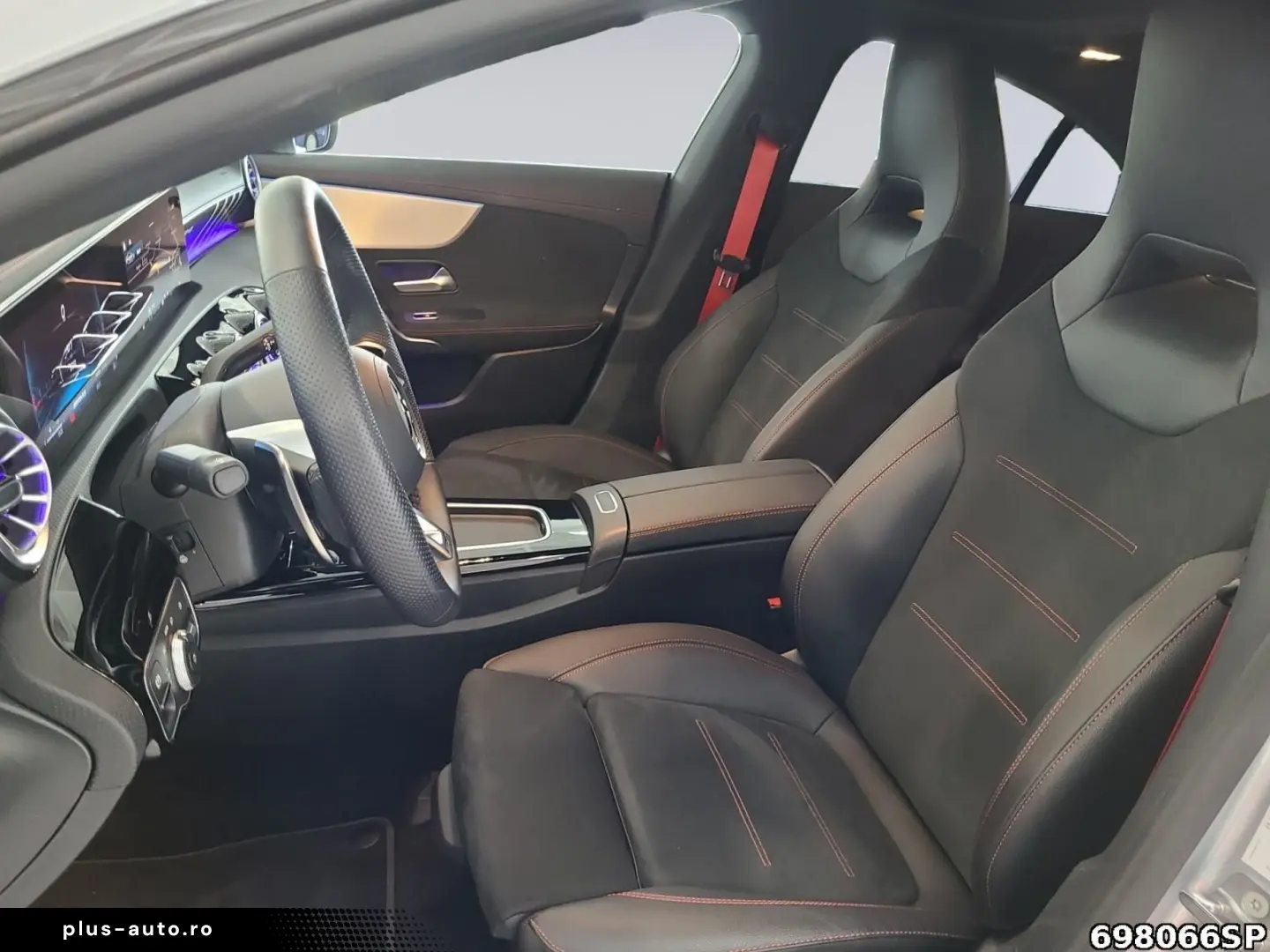 MERCEDES-BENZ CLA 35 AMG 4M Coupé Pano Burmester Aero Kamera