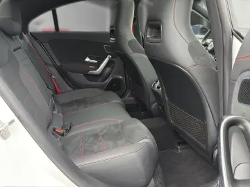 MERCEDES-BENZ CLA 35 AMG 4M AERO PANO DISTR. BURMESTE® NIGHT