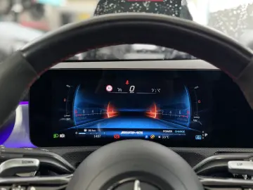MERCEDES-BENZ CLA 35 AMG 4M AERO PANO DISTR. BURMESTE® NIGHT