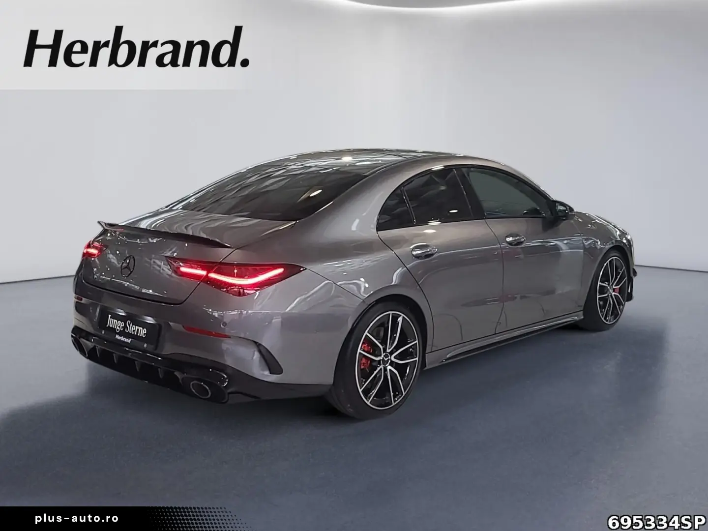 MERCEDES-BENZ CLA 35 AMG 4M  Aero Pano MULTIBEAM