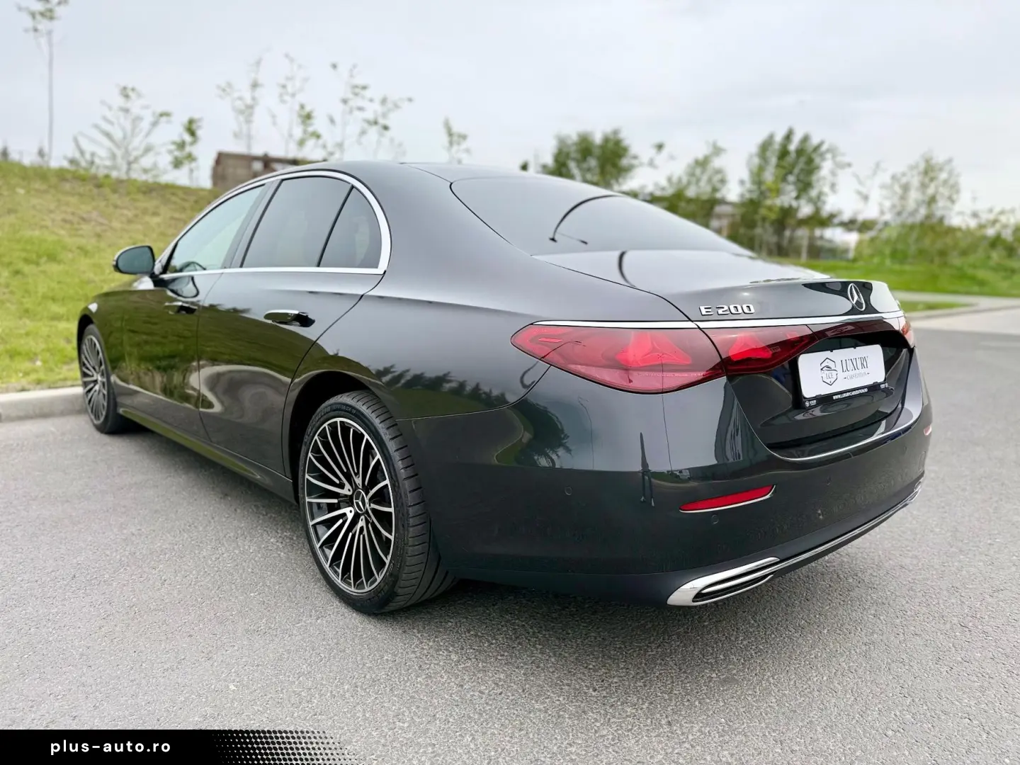 Mercedes-Benz E 200 4matic