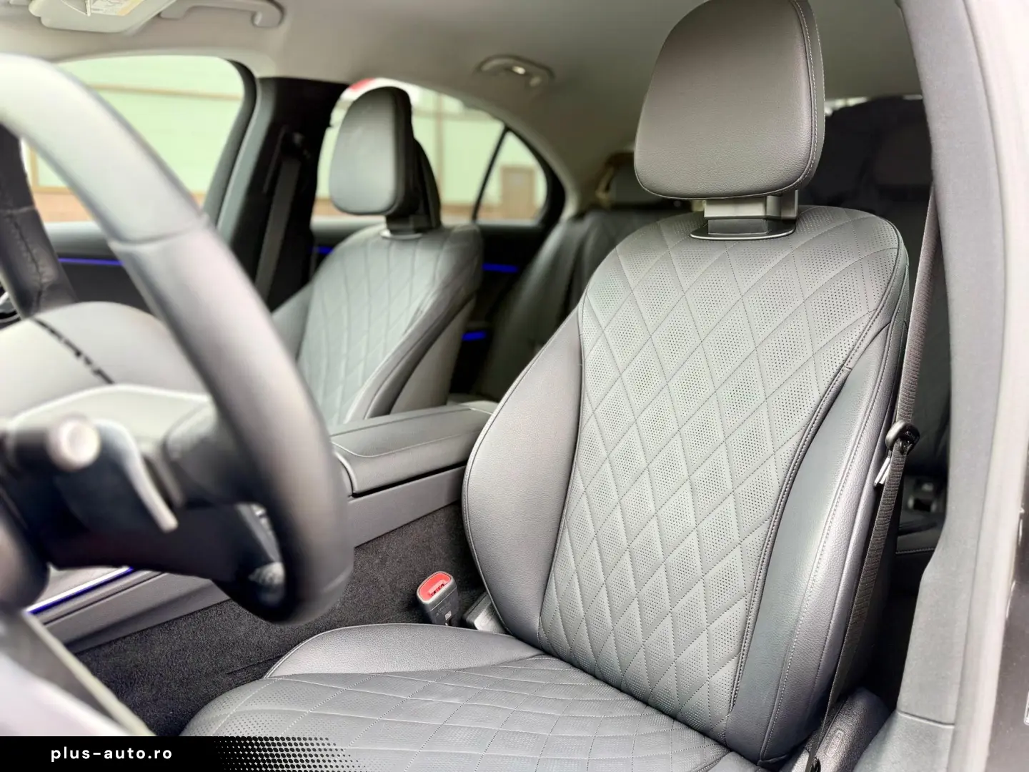 Mercedes-Benz E 200 4matic
