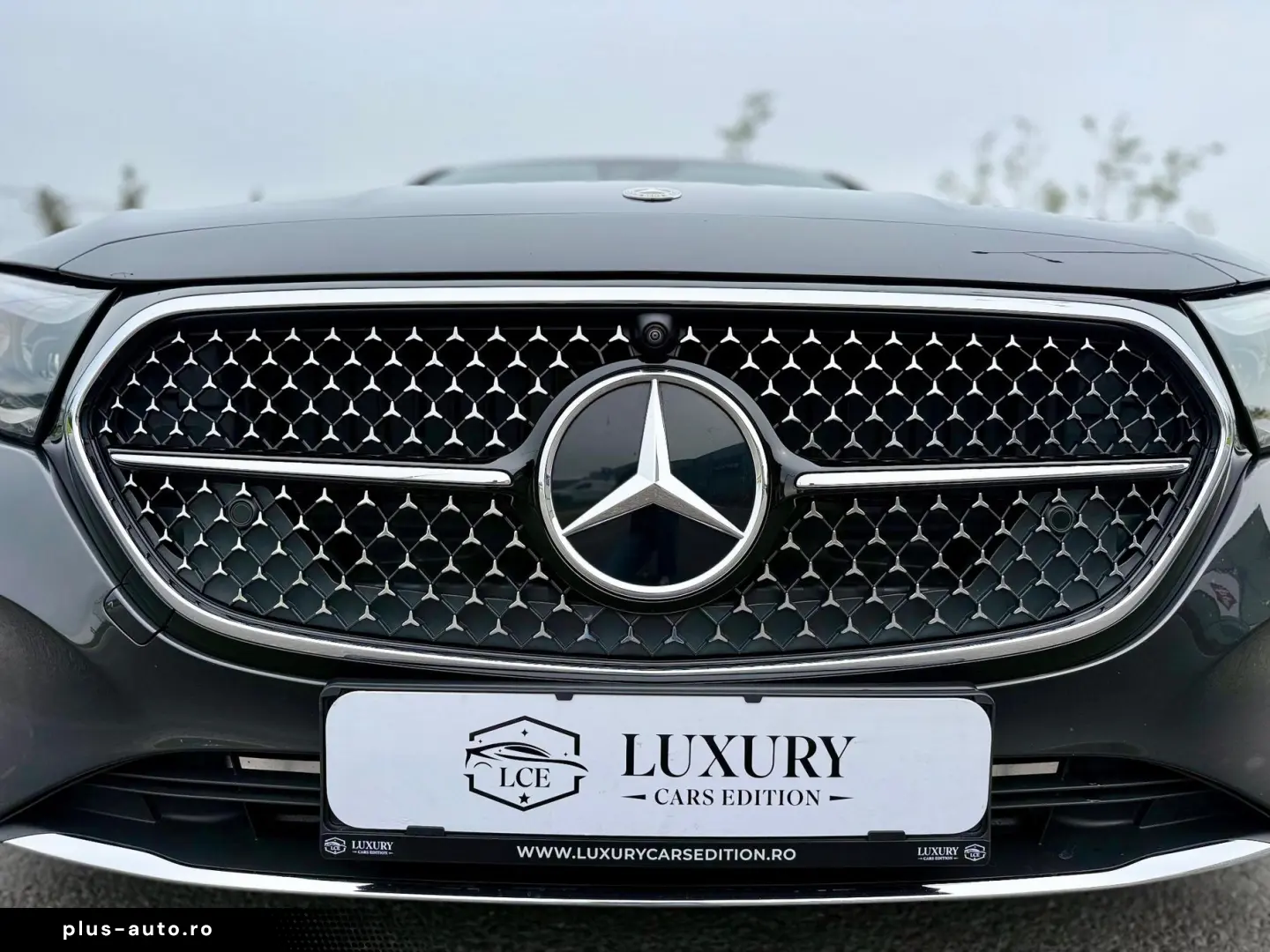 Mercedes-Benz E 200 4matic