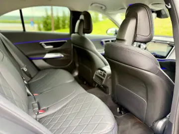 Mercedes-Benz E 200 4matic