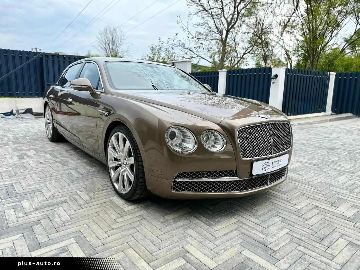 Bentley Flying- Spur 6.0 W12