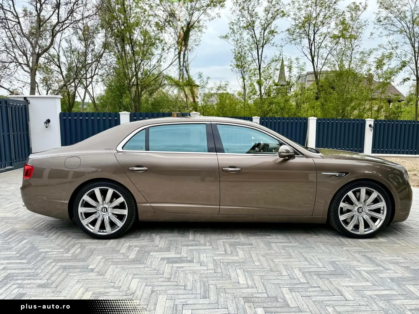 Bentley Flying- Spur 6.0 W12