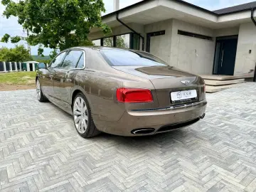 Bentley Flying- Spur 6.0 W12