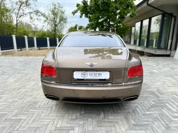 Bentley Flying- Spur 6.0 W12