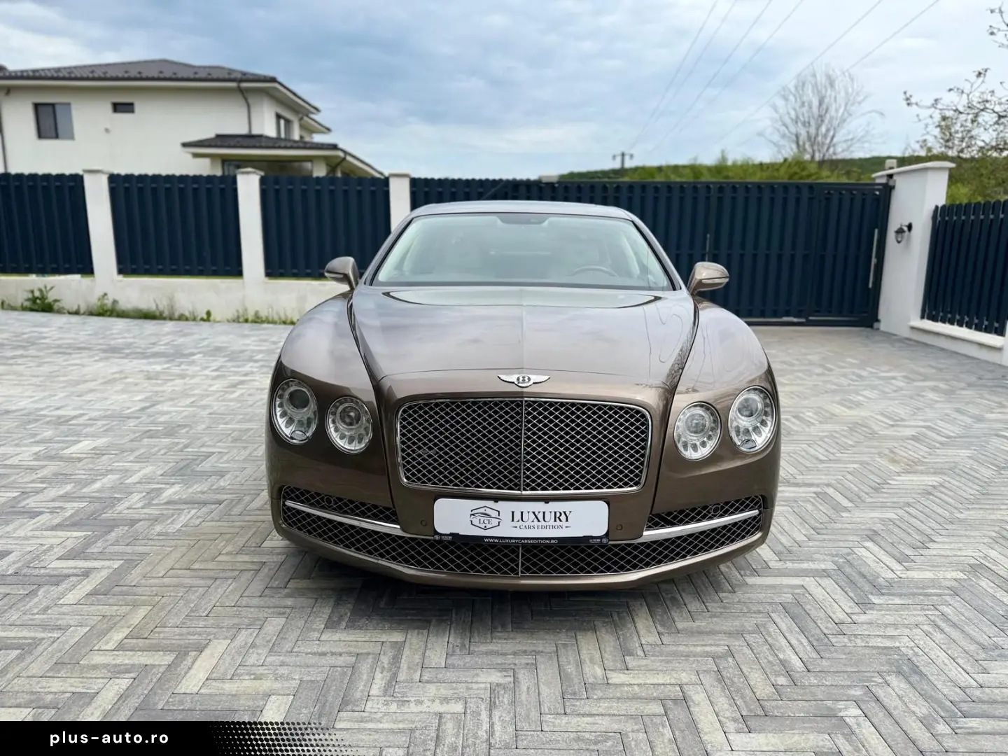 Bentley Flying- Spur 6.0 W12