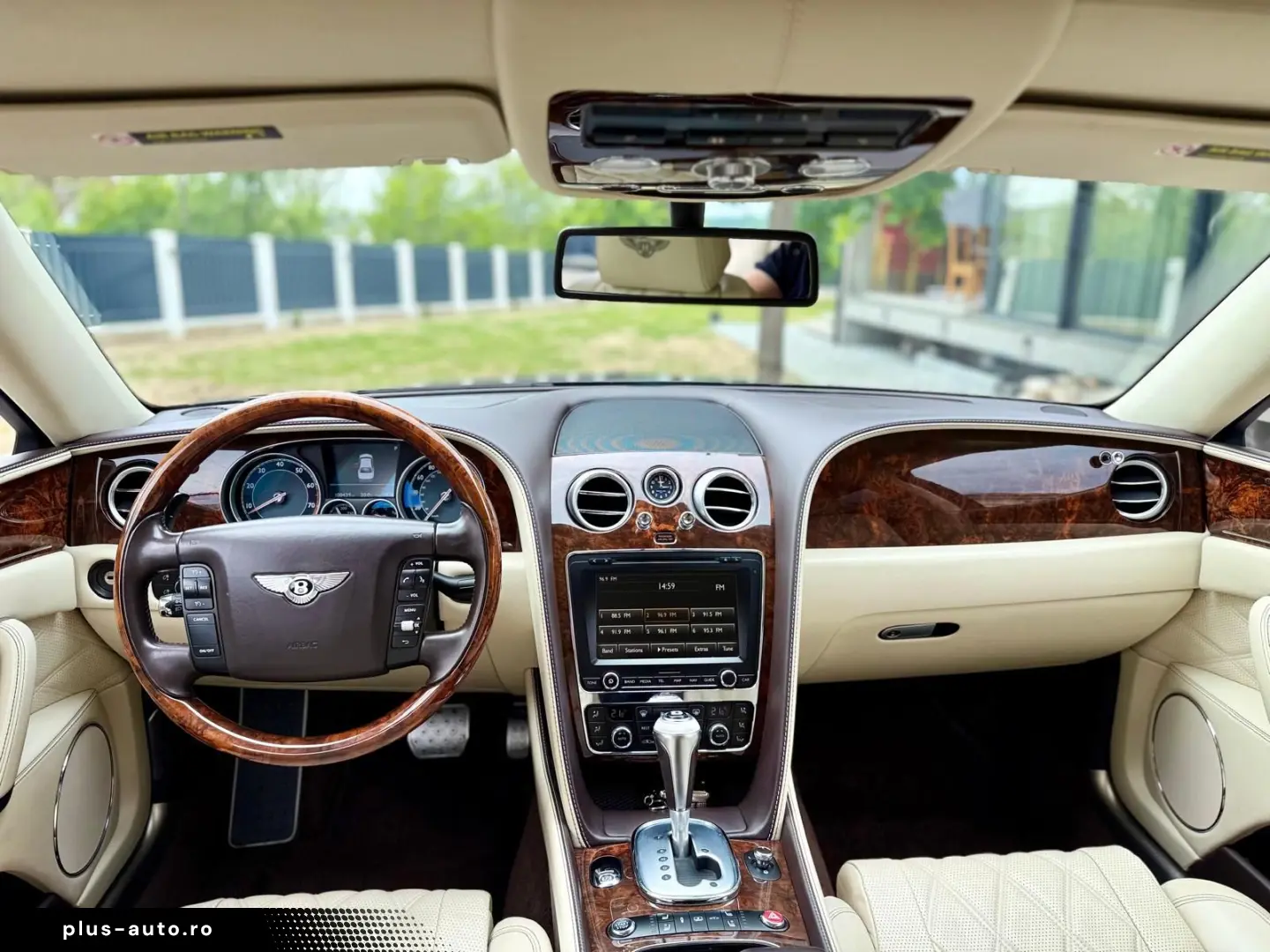 Bentley Flying- Spur 6.0 W12