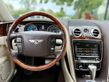 Bentley Flying- Spur 6.0 W12