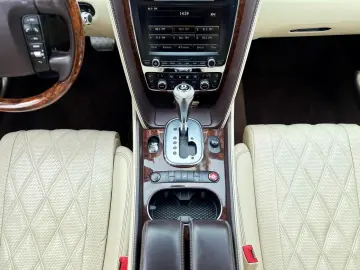 Bentley Flying- Spur 6.0 W12