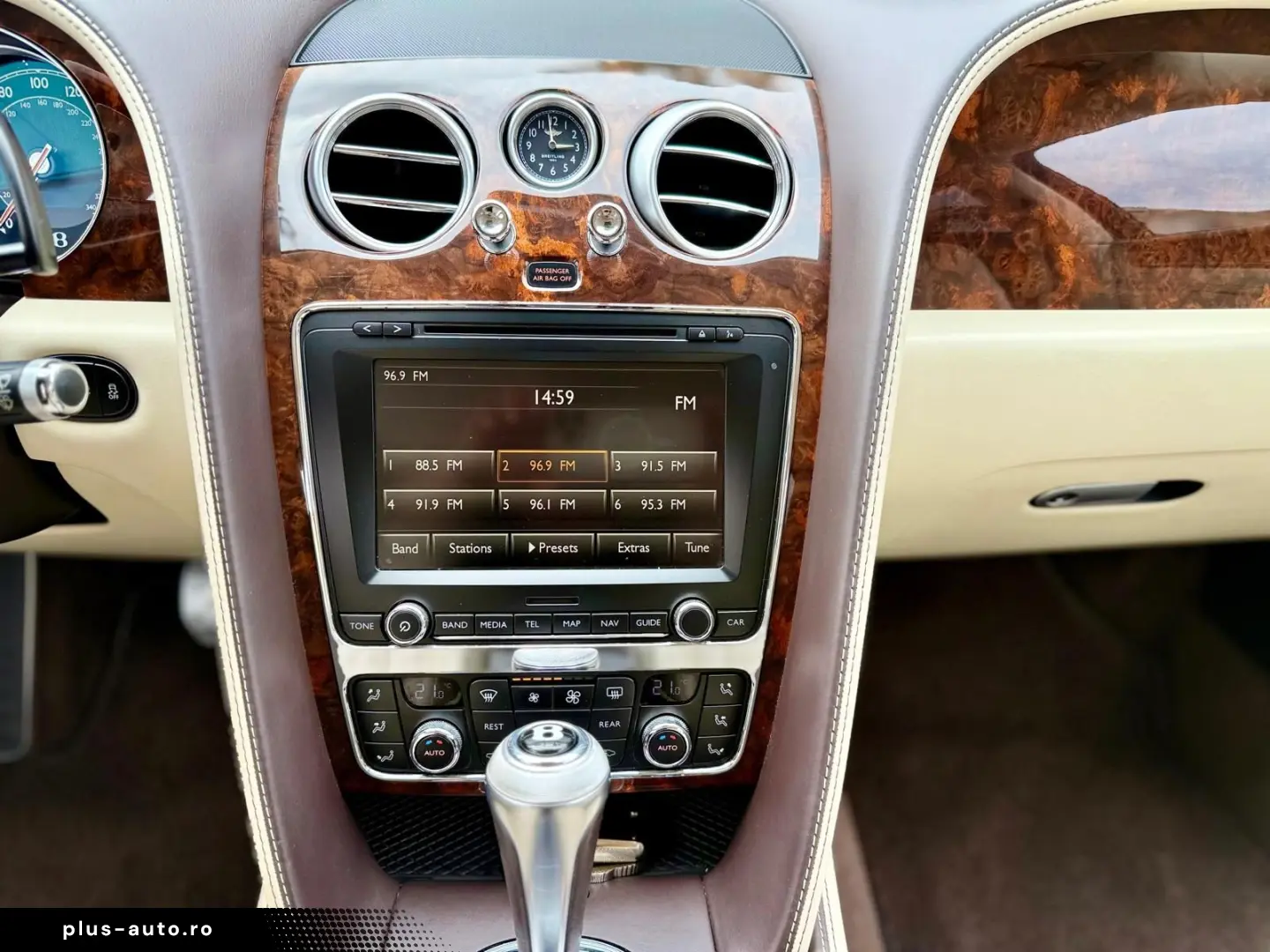 Bentley Flying- Spur 6.0 W12