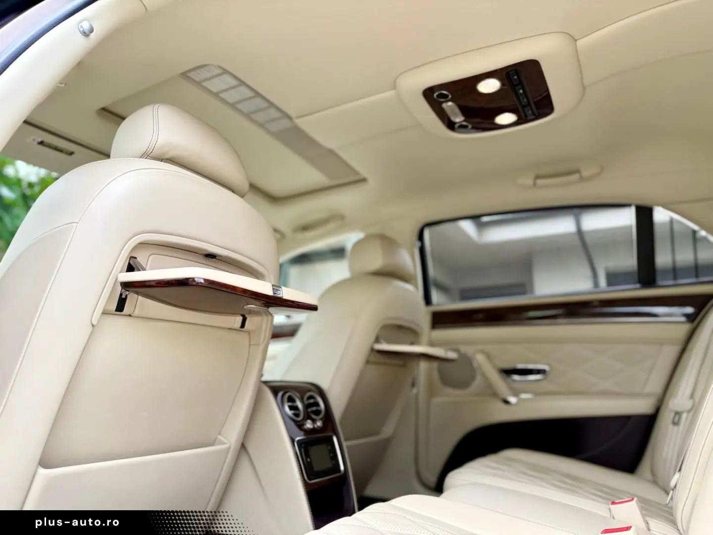 Bentley Flying- Spur 6.0 W12